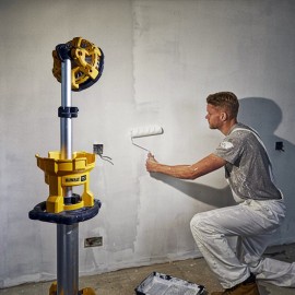 Фенер настолен акумулаторен DEWALT DCL079 /18 V, 3000 lm/
