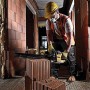 Трион DeWALT саблен електрически 1700 W, 0-3300 хода/мин, 38 мм, DWE397 Трион DeWALT саблен електрически 1700 W, 0-3300 хода/мин, 38 мм, DWE397