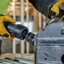 Циркуляр DeWALT ръчен акумулаторен ф 165 мм, 2 Ah, 1750-500 об./мин, DCS520 Циркуляр DeWALT ръчен акумулаторен ф 165 мм, 2 Ah, 1750-500 об./мин, DCS520